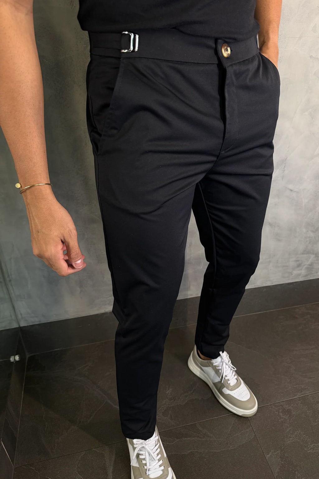 |COMPRE 1 LEVE 3| Calça Alfaiataria Mônaco com Ajuste + Carteira Brinde dia dos Pais