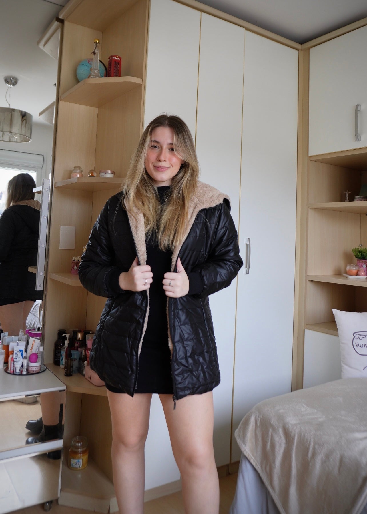 Jaqueta Feminina Peluciada + Bolsa de Festa Brinde exclusivo